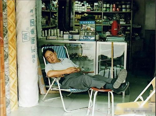 90年代,上海街邊的五金建材商店,那個年代的個體戶令人羨慕